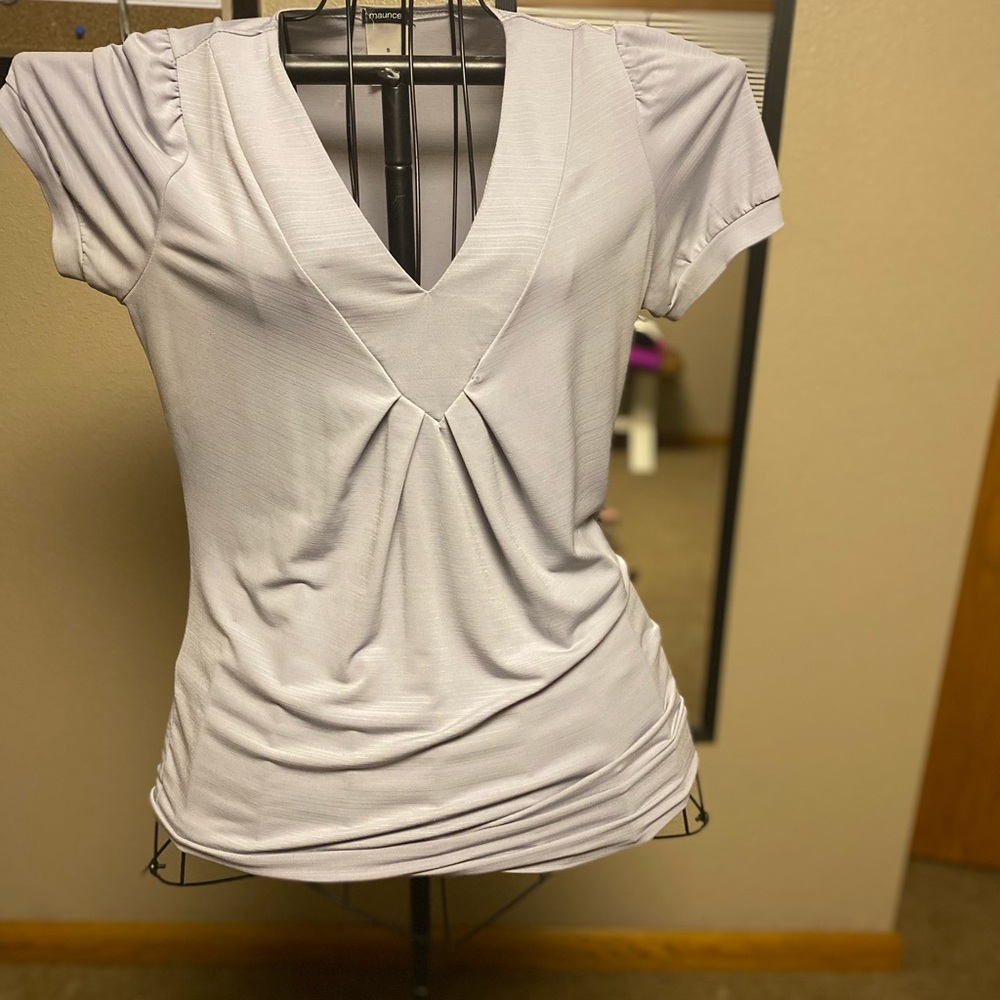 Casual gray top